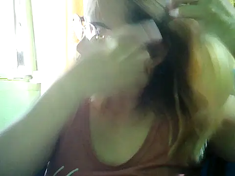 Snapshot of ashlylove25 chatting on 09.25.25 ashlylove25 online show from 09.25.25