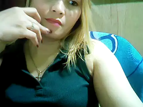 Snapshot of ashlylove25 chatting on 10.04.25 ashlylove25 online show from 10.04.25