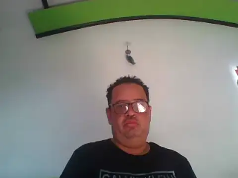 djtomxxx2777 online show from 02.04.25