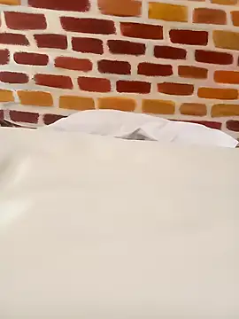 Xsex7 online show from 09.28.25