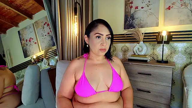 Snapshot of Madissononee chatting on 02.25.26 Madissononee online show from 02.25.26