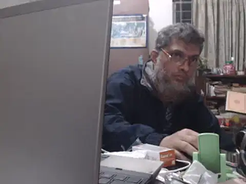 Snapshot of HOW70 chatting on 01.03.25 HOW70 online show from 01.03.25