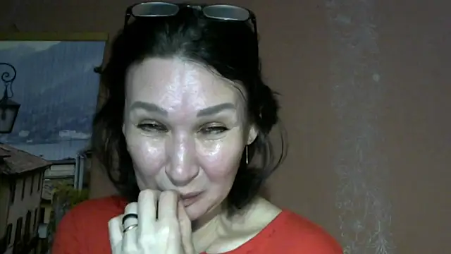 PrettyAndWild online show from 09.26.25