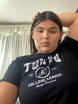 Snapshot of Lia_sexx chatting on 11.13.25 Lia sexx online show from 11.13.25