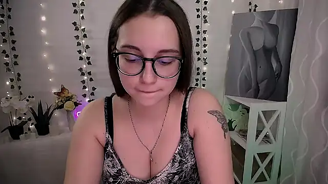 SweetPrincess  online show from 11.10.25