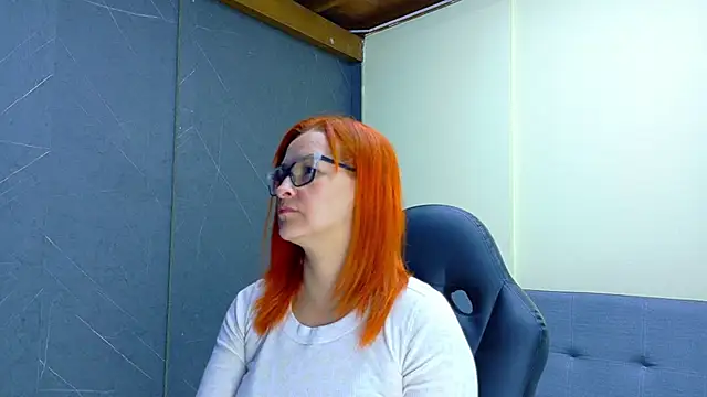 Britney taylor  online show from 03.24.26