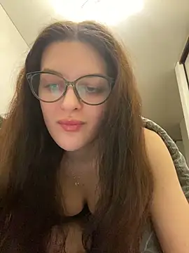 Snapshot of little_belucci chatting on 02.18.25 little belucci online show from 02.18.25