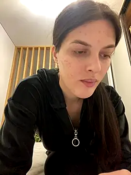 Snapshot of little_belucci chatting on 10.24.25 little belucci online show from 10.24.25
