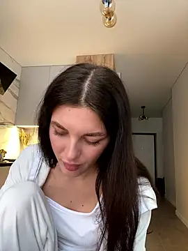 Snapshot of little_belucci chatting on 01.12.26 little belucci online show from 01.12.26