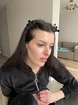 Snapshot of little_belucci chatting on 05.29.26 little belucci online show from 05.29.26