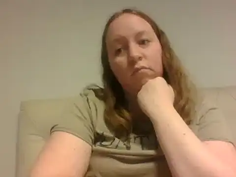 Snapshot of big_ass_girl chatting on 12.12.24 big ass girl online show from 12.12.24