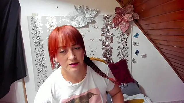 Snapshot of Hannaa32 chatting on 01.31.25 Hannaa32 online show from 01.31.25