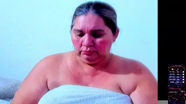 Snapshot of BBW_Michelle chatting on 11.01.25 BBW Michelle online show from 11.01.25