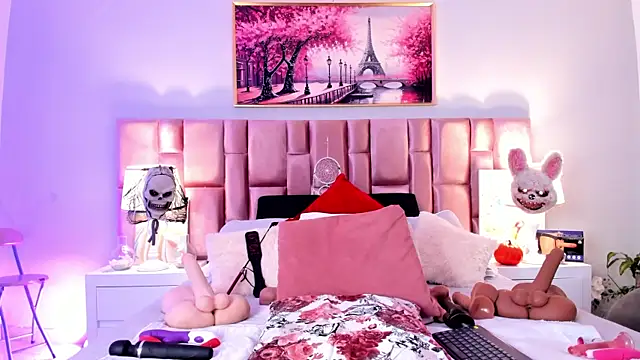 Anaa Bellaa online show from 10.21.25