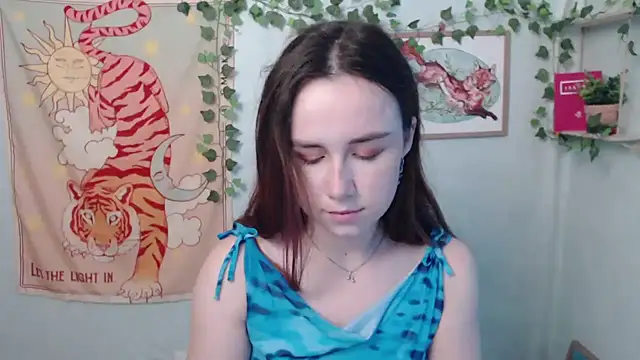 VeryVeryVeryShy  online show from 07.17.26