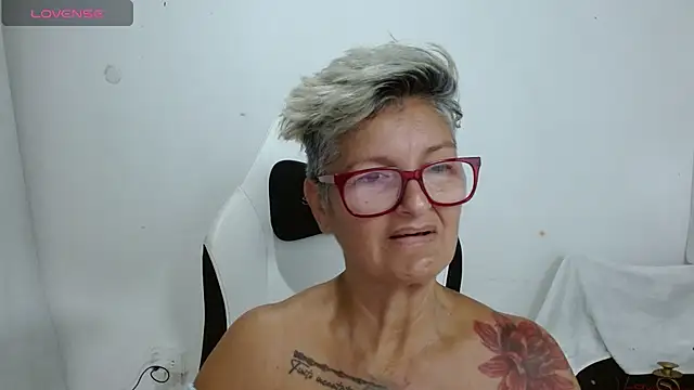 bety-cum2 online show from 06.04.26