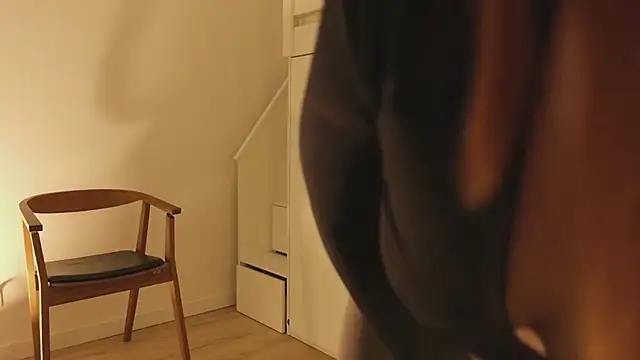 Snapshot of hee_jeen chatting on 12.15.24 hee jeen online show from 12.15.24