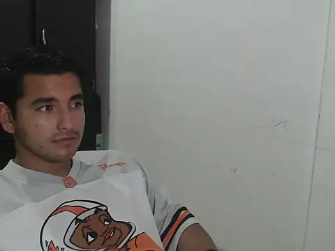 kylian 07 online show from 11.10.25