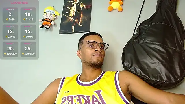 Snapshot of Bigcock_21cm_ chatting on 10.14.25 Bigcock 21cm  online show from 10.14.25