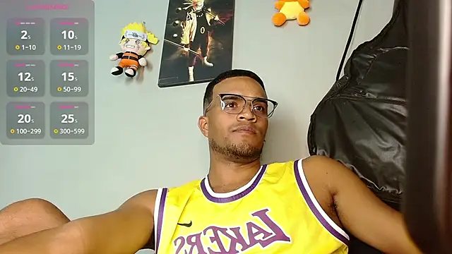 Snapshot of Bigcock_21cm_ chatting on 10.26.25 Bigcock 21cm  online show from 10.26.25