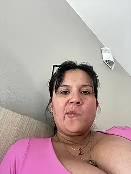 SWEETLILY18 online show from 02.15.25