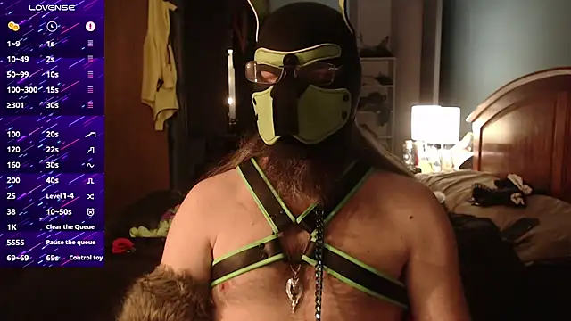 Snapshot of kinkywolf429 chatting on 11.21.25 kinkywolf429 online show from 11.21.25