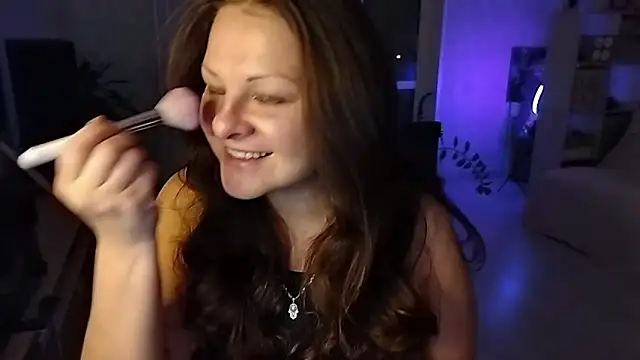 Marla Singerrr online show from 11.04.25