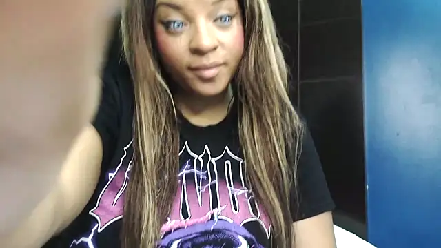 ExoticEmpress18 online show from 11.15.25