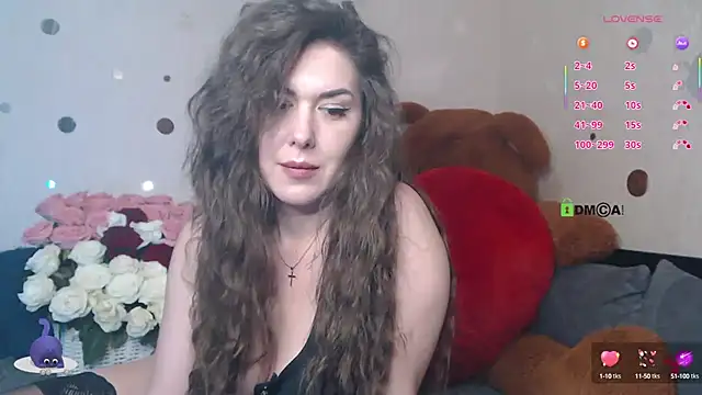 Snapshot of GENTLY--EVIL chatting on 03.04.25 GENTLY--EVIL online show from 03.04.25