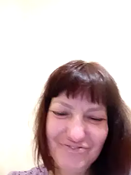 Snapshot of TiAmorre chatting on 03.10.25 TiAmorre online show from 03.10.25