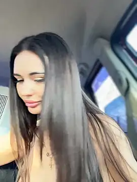 PrincessaHill  online show from 01.15.25