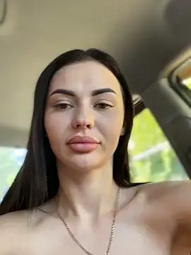 PrincessaHill  online show from 09.24.25