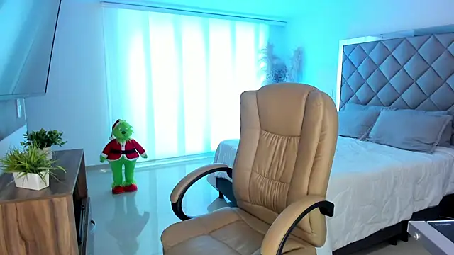 morganaramirez online show from 12.21.24