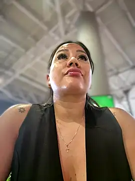 ValeryGrey online show from 10.28.25