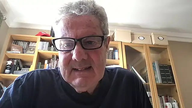 Snapshot of Oldpistolpete chatting on 04.19.26 Oldpistolpete online show from 04.19.26
