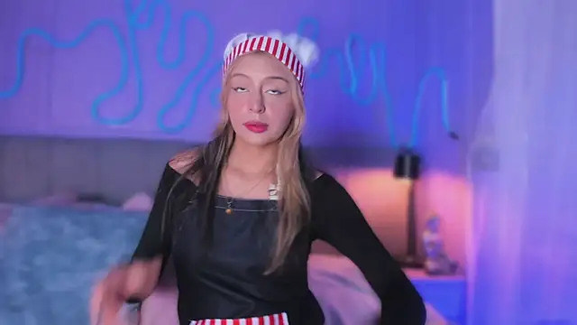 Sofly s online show from 02.21.26