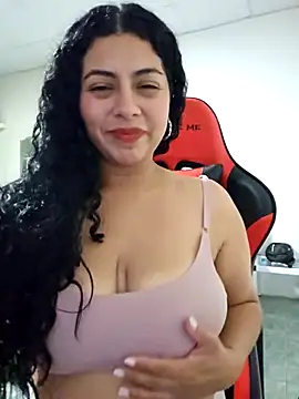 Mary pinkish online show from 02.13.26