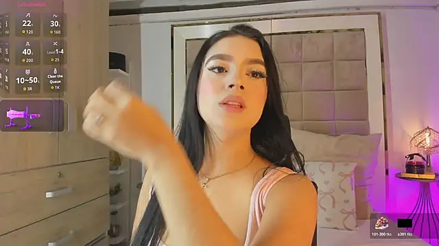 Victoria adaams online show from 10.25.25