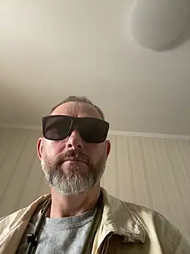 Snapshot of GHsveter chatting on 06.05.26 GHsveter online show from 06.05.26