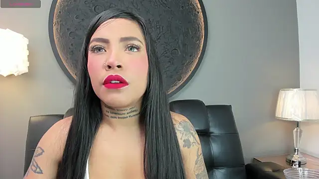 miss vaiolette online show from 02.07.25