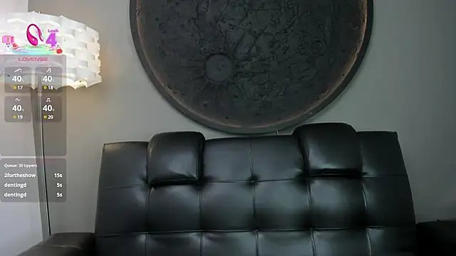 miss vaiolette online show from 03.15.25