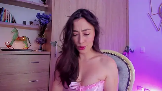 Snapshot of Amatiista chatting on 03.07.26 Amatiista online show from 03.07.26