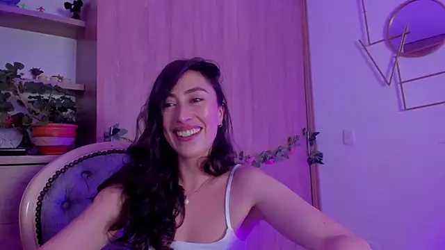 Snapshot of Amatiista chatting on 03.20.26 Amatiista online show from 03.20.26