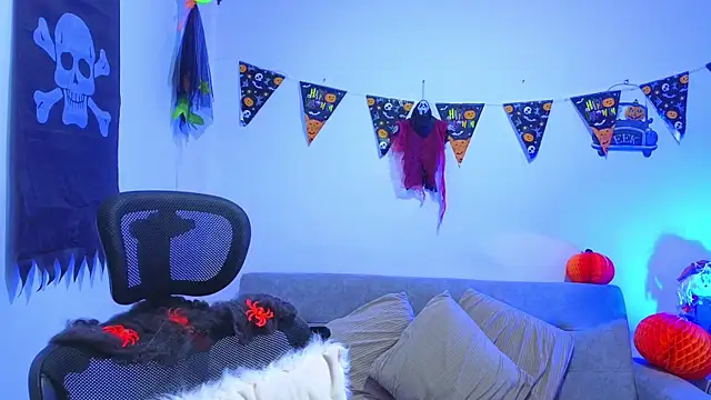 annylouis online show from 10.13.25