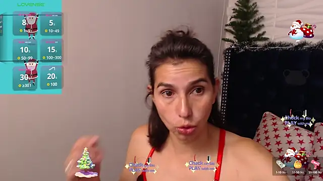 Snapshot of Eva-Williams chatting on 12.20.24 Eva-Williams online show from 12.20.24