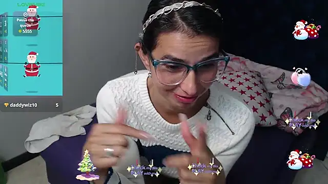 Snapshot of Eva-Williams chatting on 12.24.24 Eva-Williams online show from 12.24.24