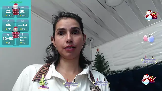 Snapshot of Eva-Williams chatting on 12.26.24 Eva-Williams online show from 12.26.24