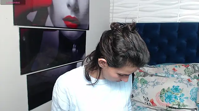 Snapshot of Eva-Williams chatting on 02.13.25 Eva-Williams online show from 02.13.25