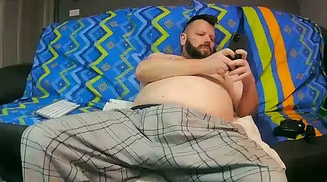 Snapshot of txan9876 chatting on 12.14.24 txan9876 online show from 12.14.24