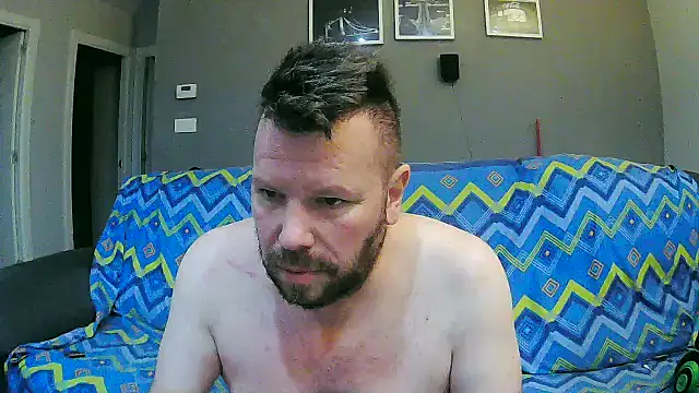 Snapshot of txan9876 chatting on 09.19.25 txan9876 online show from 09.19.25